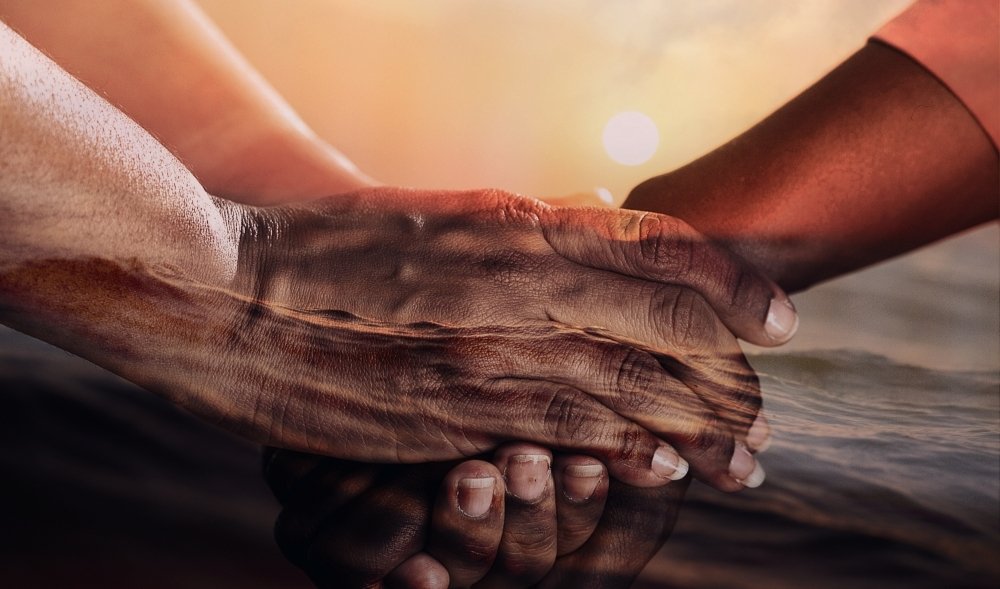 compaixaopixabayhands